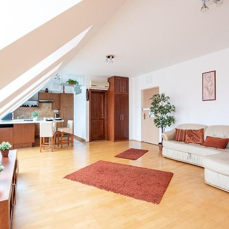Beautiful Apartment With Ac Budapešť Exteriér fotografie