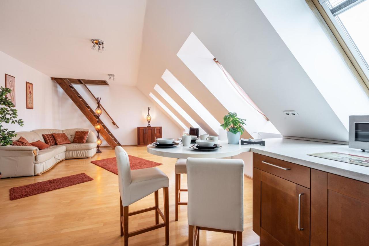 Beautiful Apartment With Ac Budapešť Exteriér fotografie