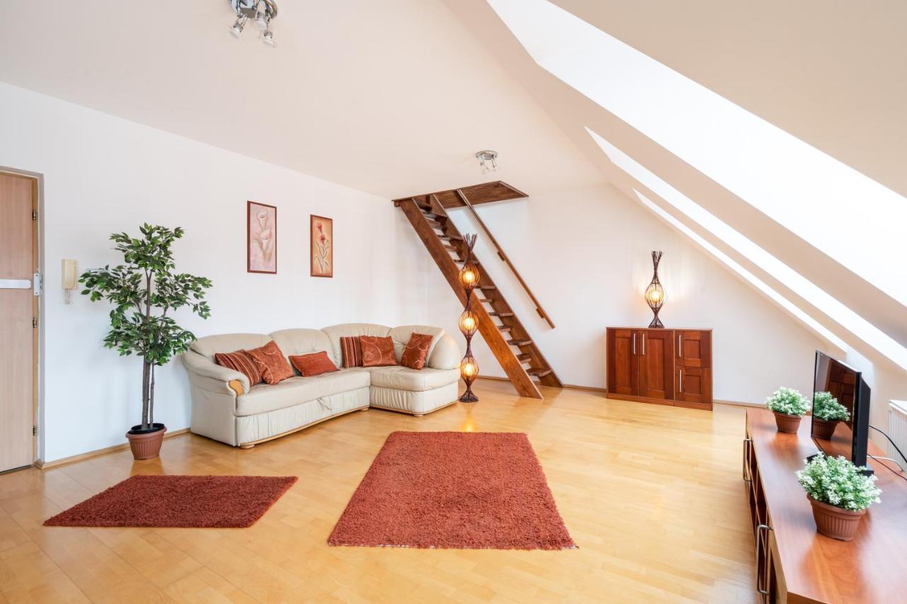 Beautiful Apartment With Ac Budapešť Exteriér fotografie