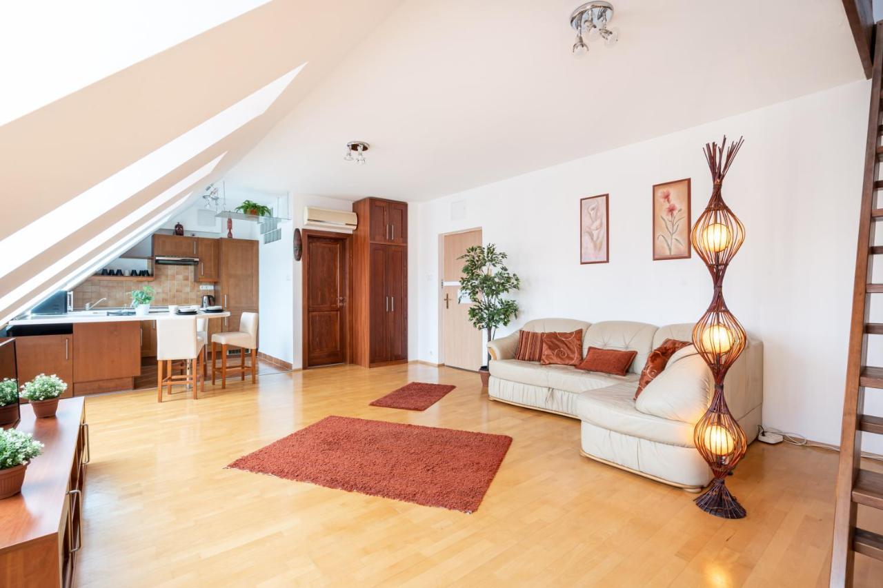Beautiful Apartment With Ac Budapešť Exteriér fotografie